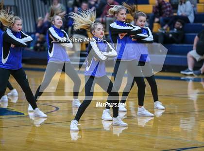 Thumbnail 1 in Gallatin @ Wilson Central photogallery.