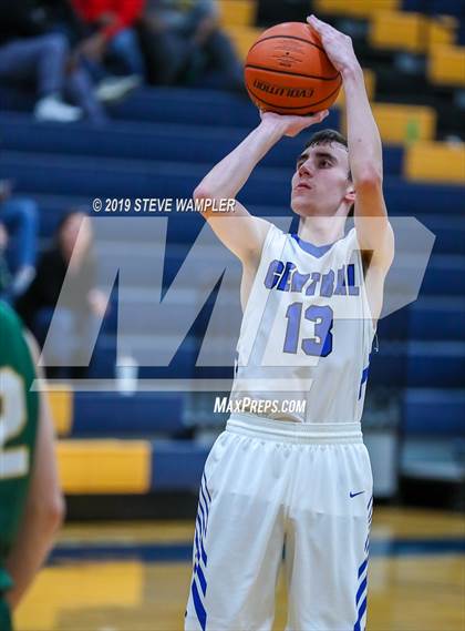 Thumbnail 3 in Gallatin @ Wilson Central photogallery.