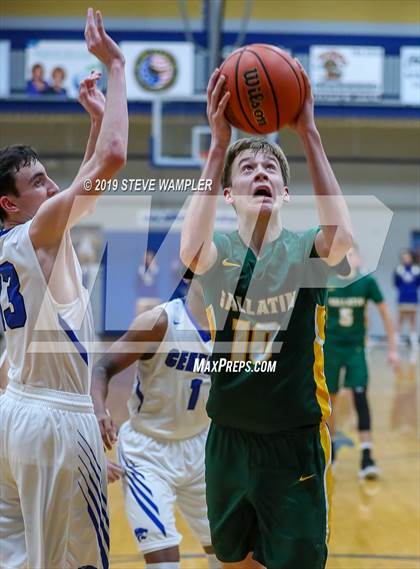 Thumbnail 2 in Gallatin @ Wilson Central photogallery.