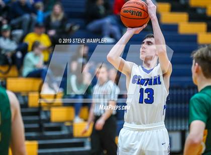 Thumbnail 3 in Gallatin @ Wilson Central photogallery.