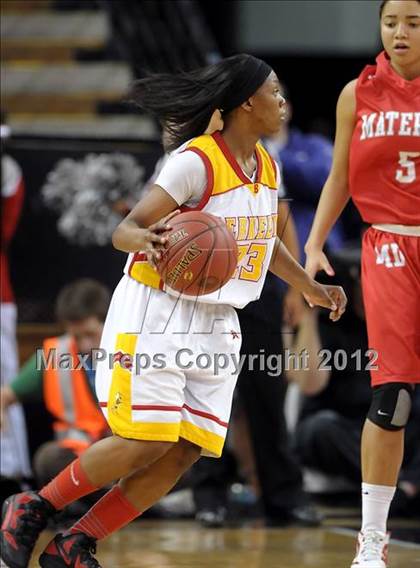 Thumbnail 2 in Mater Dei vs. Berkeley (CIF State D1 Final) photogallery.