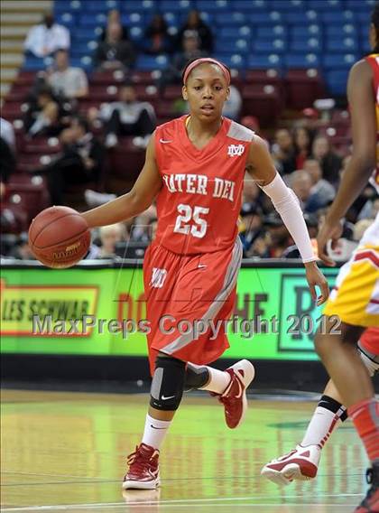 Thumbnail 1 in Mater Dei vs. Berkeley (CIF State D1 Final) photogallery.
