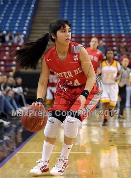 Thumbnail 3 in Mater Dei vs. Berkeley (CIF State D1 Final) photogallery.