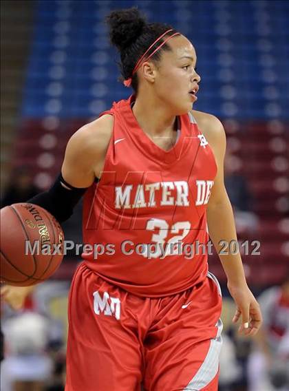 Thumbnail 3 in Mater Dei vs. Berkeley (CIF State D1 Final) photogallery.