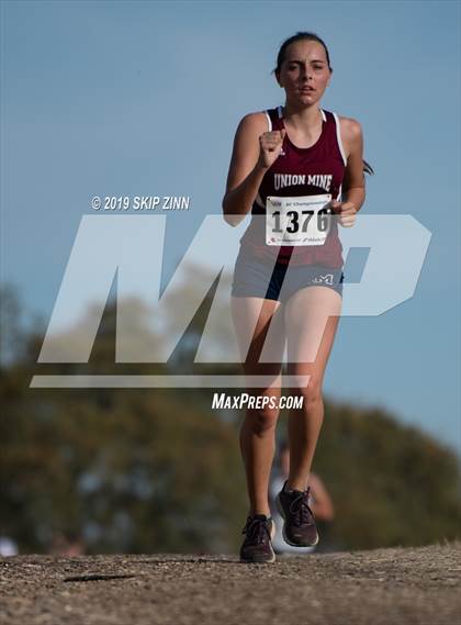 Thumbnail 3 in CIF Sac-Joaquin Section Cross Country Championships (D4&5 Girls) photogallery.