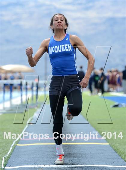 Thumbnail 2 in Northwest Invitational @ McQueen photogallery.