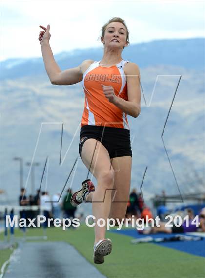 Thumbnail 1 in Northwest Invitational @ McQueen photogallery.