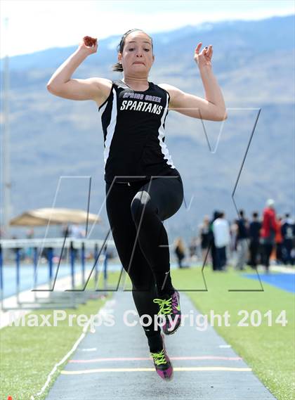 Thumbnail 3 in Northwest Invitational @ McQueen photogallery.