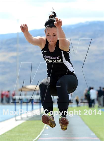 Thumbnail 2 in Northwest Invitational @ McQueen photogallery.