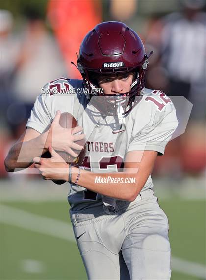 Thumbnail 1 in Dripping Springs @ Wimberley photogallery.