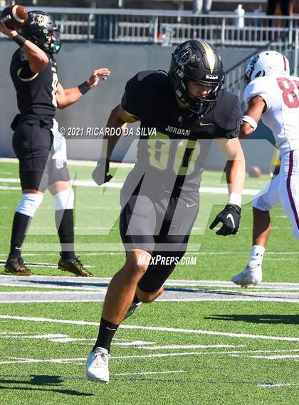 Thumbnail 2 in Jordan vs Davenport photogallery.