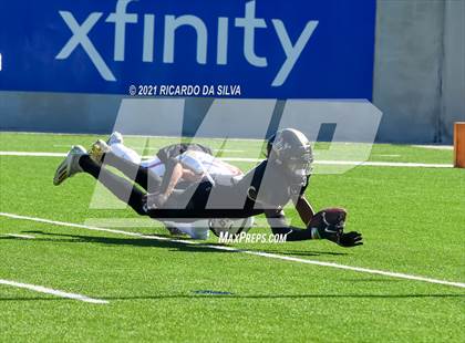 Thumbnail 1 in Jordan vs Davenport photogallery.