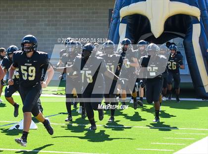 Thumbnail 2 in Jordan vs Davenport photogallery.