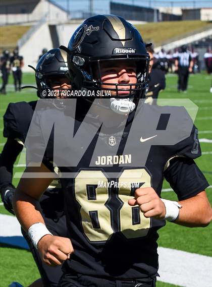 Thumbnail 1 in Jordan vs Davenport photogallery.