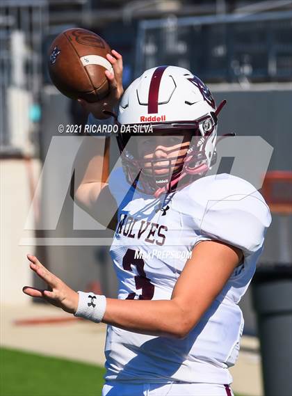 Thumbnail 1 in Jordan vs Davenport photogallery.