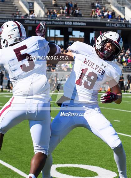 Thumbnail 2 in Jordan vs Davenport photogallery.