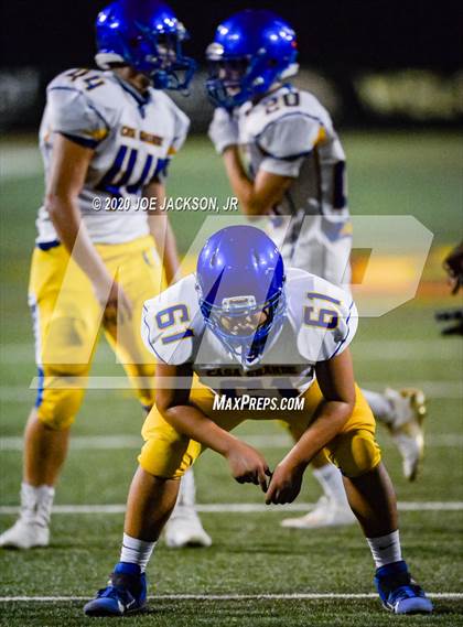 Thumbnail 3 in Casa Grande vs Salpointe photogallery.