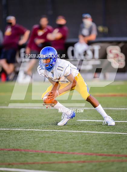 Thumbnail 1 in Casa Grande vs Salpointe photogallery.