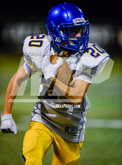 Thumbnail 3 in Casa Grande vs Salpointe photogallery.