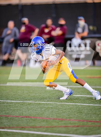 Thumbnail 2 in Casa Grande vs Salpointe photogallery.