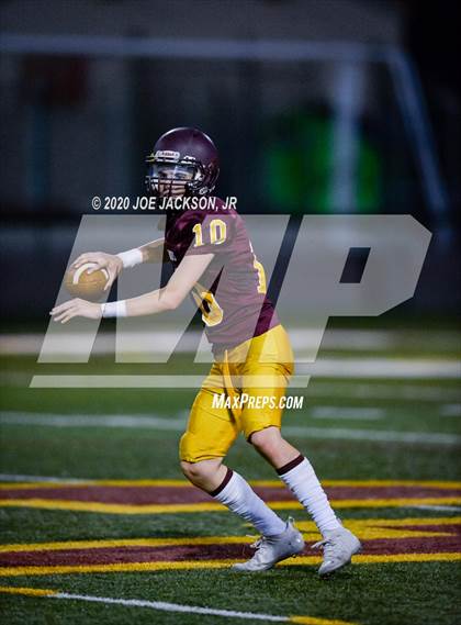 Thumbnail 1 in Casa Grande vs Salpointe photogallery.