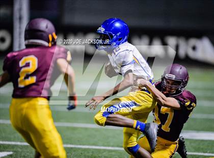 Thumbnail 1 in Casa Grande vs Salpointe photogallery.