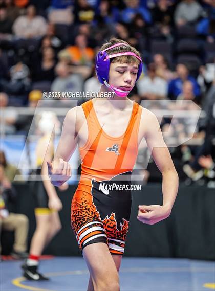 Thumbnail 3 in NYSPHSAA Division 2 State Championships (Round 1 101 to 145) photogallery.