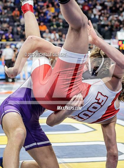 Thumbnail 1 in NYSPHSAA Division 2 State Championships (Round 1 101 to 145) photogallery.