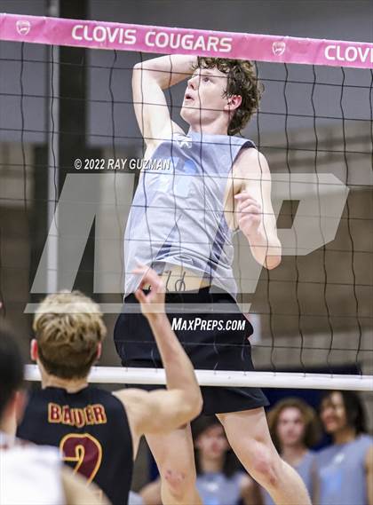 Thumbnail 2 in Clovis West @ Clovis North photogallery.