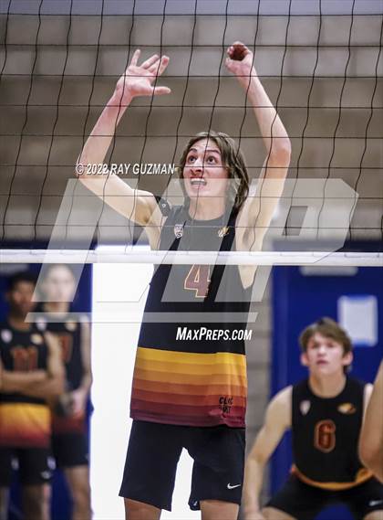 Thumbnail 3 in Clovis West @ Clovis North photogallery.