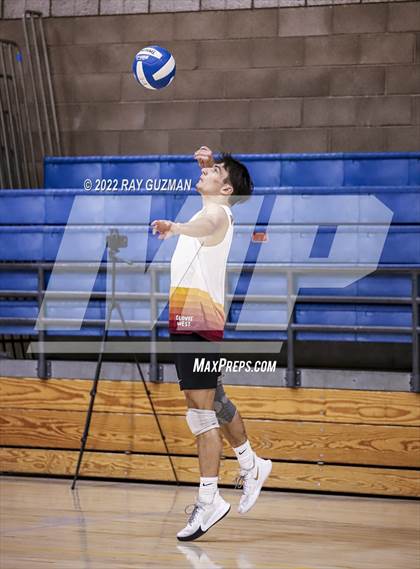 Thumbnail 2 in Clovis West @ Clovis North photogallery.