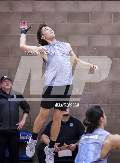 Thumbnail 2 in Clovis West @ Clovis North photogallery.