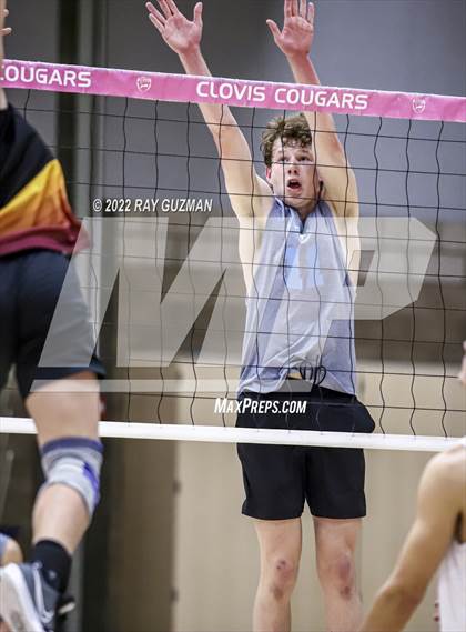 Thumbnail 3 in Clovis West @ Clovis North photogallery.