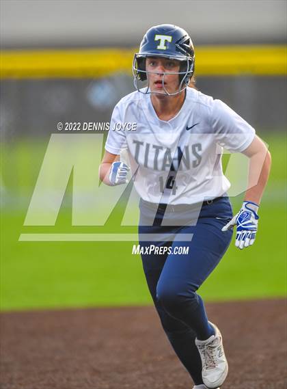 Thumbnail 3 in Our Lady of Mercy @ Webster Thomas (NYSPHSA Section V Quarterfinals) photogallery.