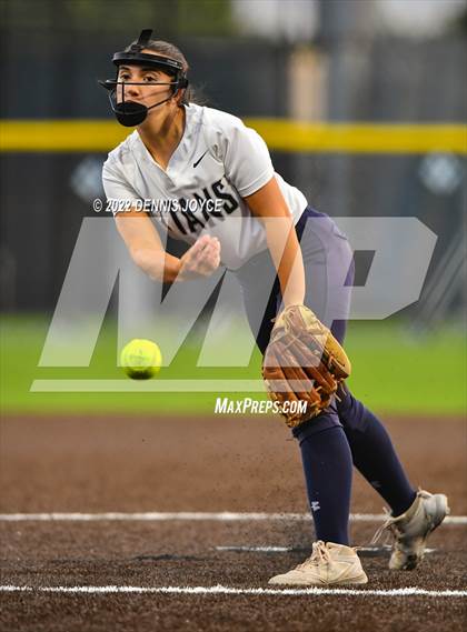 Thumbnail 3 in Our Lady of Mercy @ Webster Thomas (NYSPHSA Section V Quarterfinals) photogallery.