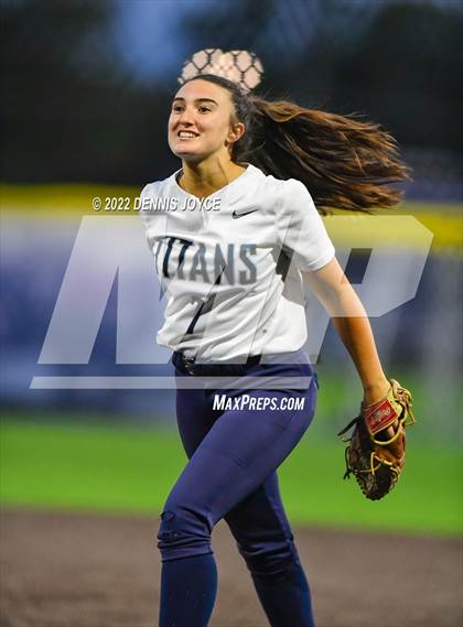 Thumbnail 3 in Our Lady of Mercy @ Webster Thomas (NYSPHSA Section V Quarterfinals) photogallery.