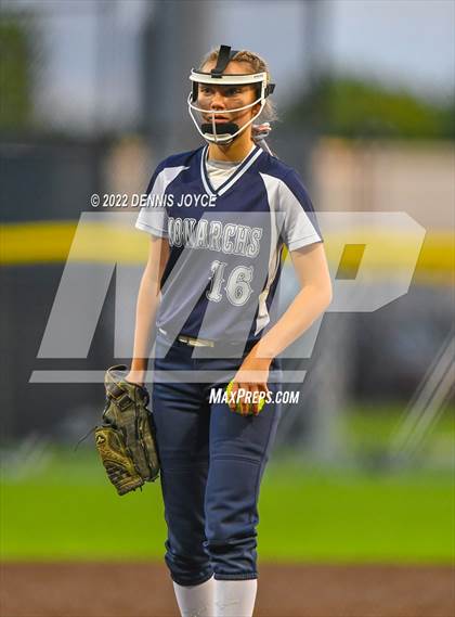 Thumbnail 3 in Our Lady of Mercy @ Webster Thomas (NYSPHSA Section V Quarterfinals) photogallery.