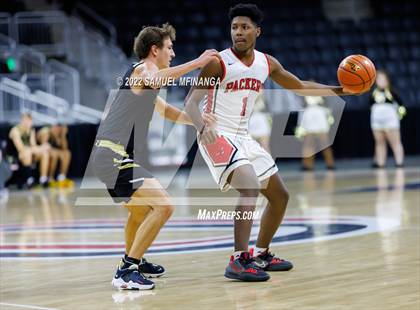 Thumbnail 1 in Omaha South vs. Burke photogallery.