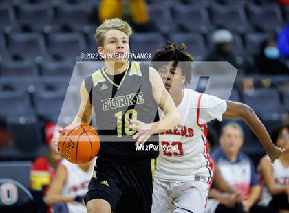 Thumbnail 2 in Omaha South vs. Burke photogallery.