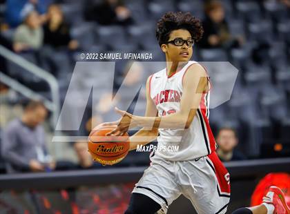 Thumbnail 2 in Omaha South vs. Burke photogallery.