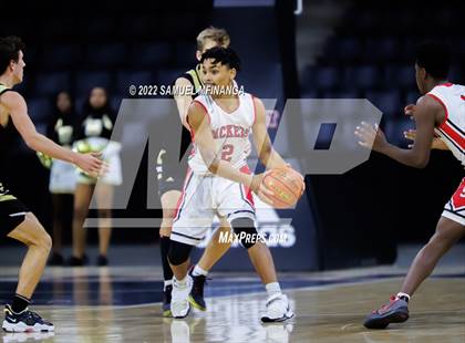 Thumbnail 1 in Omaha South vs. Burke photogallery.