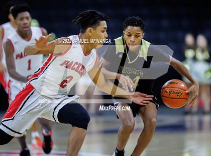 Thumbnail 1 in Omaha South vs. Burke photogallery.