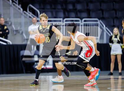 Thumbnail 1 in Omaha South vs. Burke photogallery.