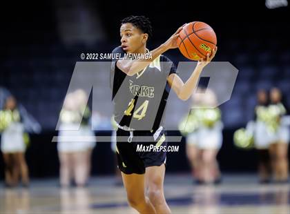 Thumbnail 2 in Omaha South vs. Burke photogallery.