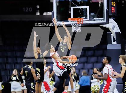 Thumbnail 1 in Omaha South vs. Burke photogallery.