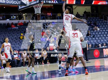 Thumbnail 3 in Omaha South vs. Burke photogallery.