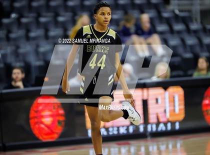 Thumbnail 2 in Omaha South vs. Burke photogallery.
