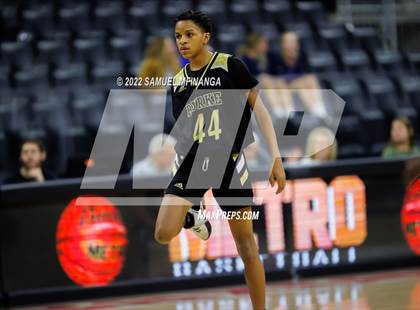 Thumbnail 3 in Omaha South vs. Burke photogallery.