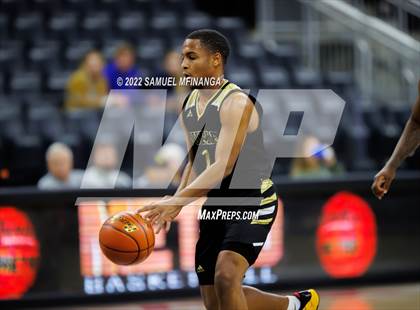 Thumbnail 1 in Omaha South vs. Burke photogallery.