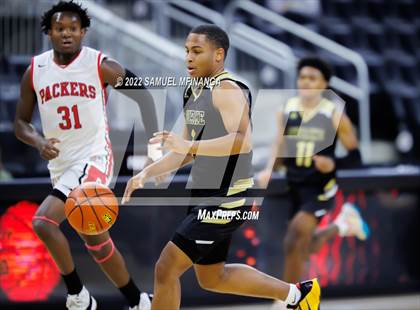 Thumbnail 1 in Omaha South vs. Burke photogallery.